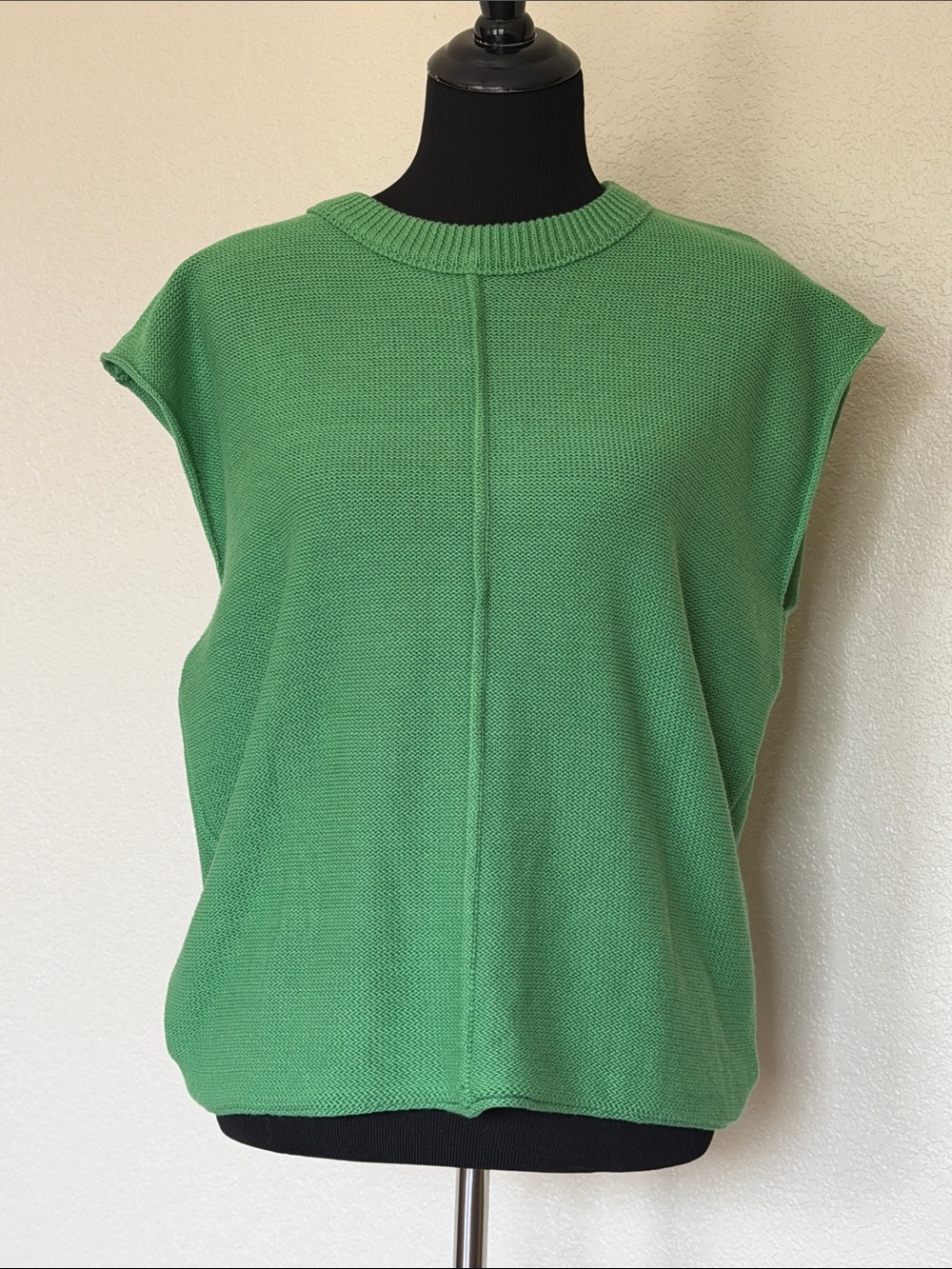 Green Cap sleeve Sweater - Casual Crewneck